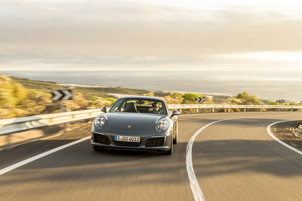 2017 Porsche 911 Carrera Coupe