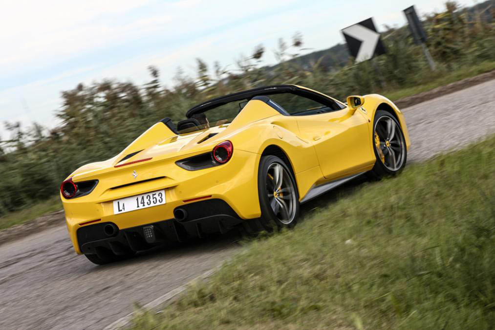 Ferrari 488 Spider