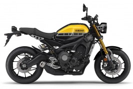 YAMAHA XSR900