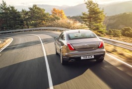 2016 Jaguar XJR