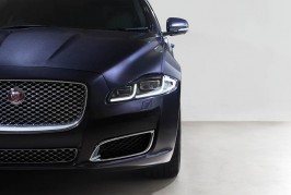 2016 Jaguar XJR