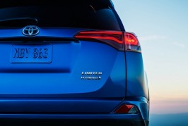 2016 Toyota RAV4 hybrid