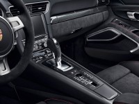 Porsche 911 Targa 4 GTS Interior