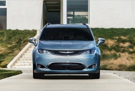 2017 Chrysler pacifica hybrid