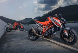 KTM 1290 super duke R