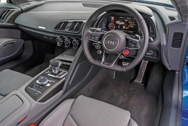 Audi R8 v10 plus