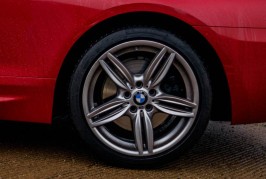 2016-BMW-640i-convertible-110