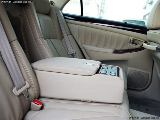 Hongqi HQ3
