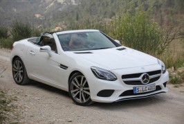 2017 Mercedes-Benz SLC300