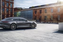 2017 Porsche Panamera