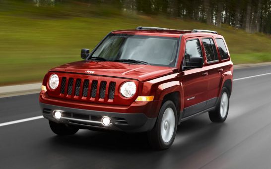 2012-Jeep-Patriot-front-three-quarter