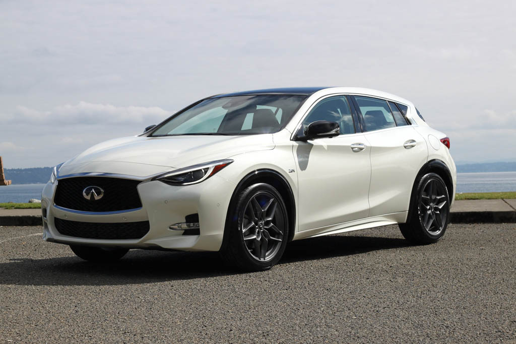 2017 Infiniti QX30