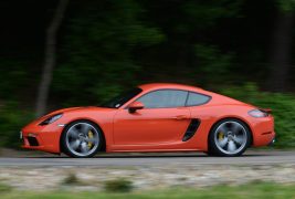 Porsche 718 Cayman 2016