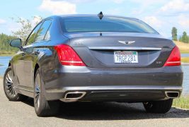 2017 Genesis G90