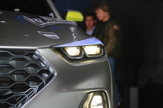 Hyundai Santa Cruz Crossover Truck Concept headlight 03