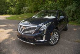 2017 Cadillac XT5 Platinum AWD