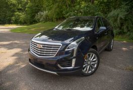 2017 Cadillac XT5 Platinum AWD