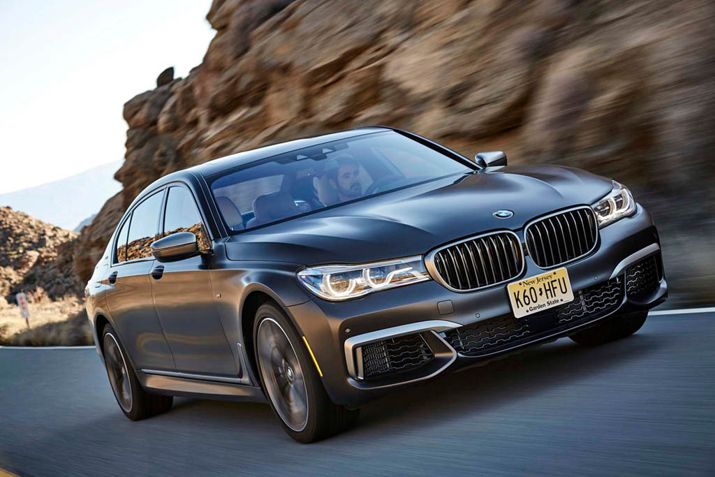 2017 BMW M760i xDrive