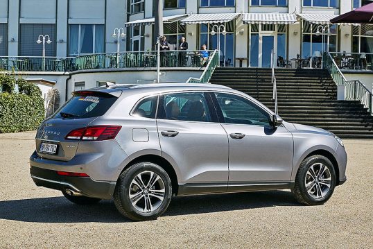 BORGWARD BX7