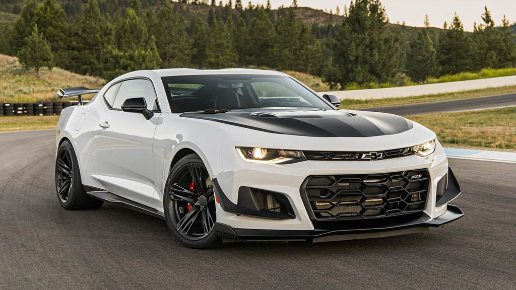 https://www.pedal.ir/wp-content/uploads/2017/09/2018-chevy-camaro-zl1-1le-first-drive.jpg