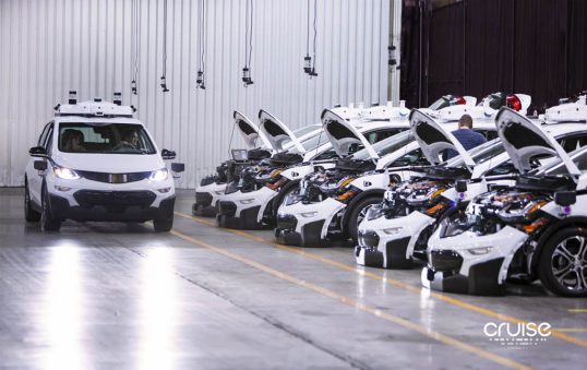 جنرال موتورز آماده تولید انبوه خودروهای خودران