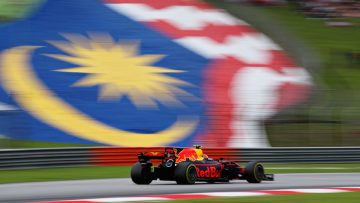 برد شیرین ورستپن در تولد 20 سالگی، گزارش جایزه‌بزرگ فرمول یک مالزی