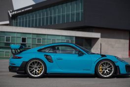 پورشه 911 GT2 RS