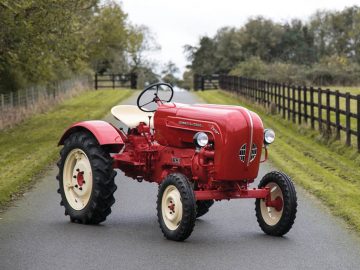 فروش یک دستگاه تراکتور پورشه مدل 1960