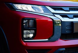 2020 mitsubishi asx 10