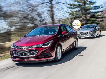 دوئل مزدا سه و شورلت کروز