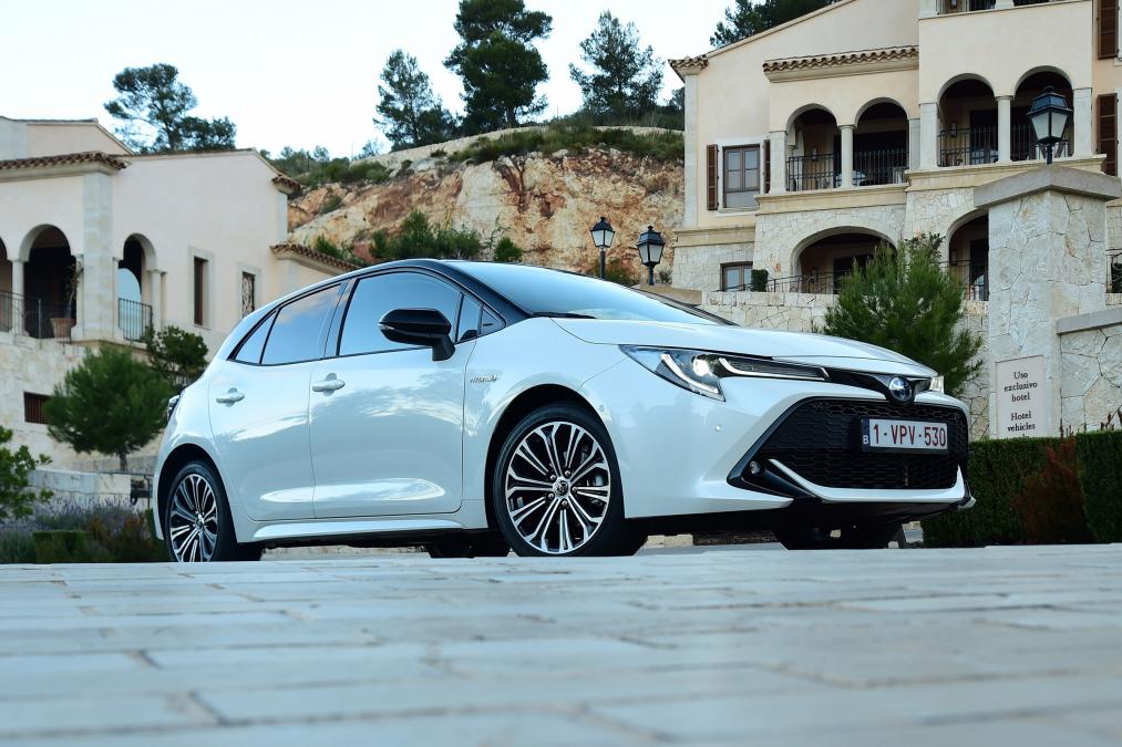 https://www.pedal.ir/wp-content/uploads/2019/02/New-Toyota-Corolla-2019-15.jpg