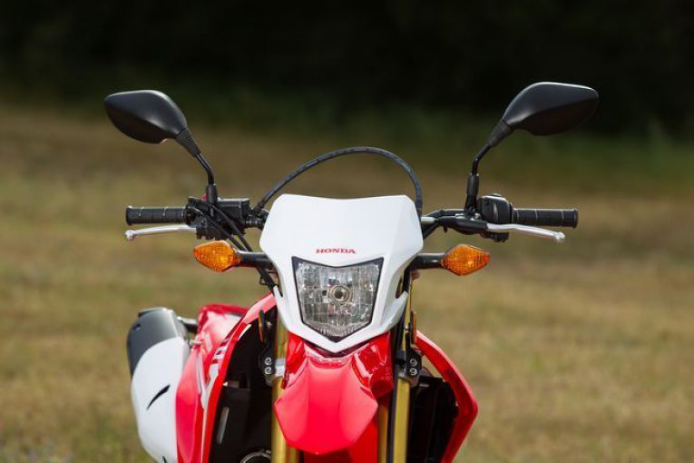 https://www.pedal.ir/wp-content/uploads/2019/02/cw0517-2017-honda-crf250l-crf250l-rally-first-ride-review-image-01-765x510.jpg