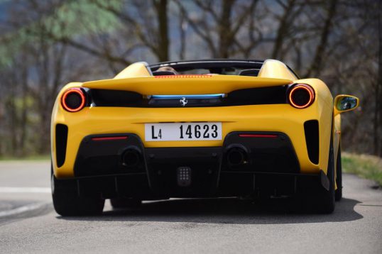 Ferrari 488 Pista Spider