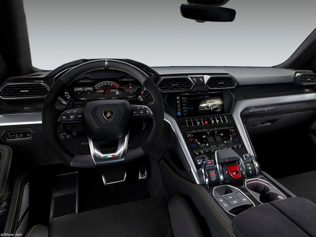 Lamborghini Urus 2021 салон