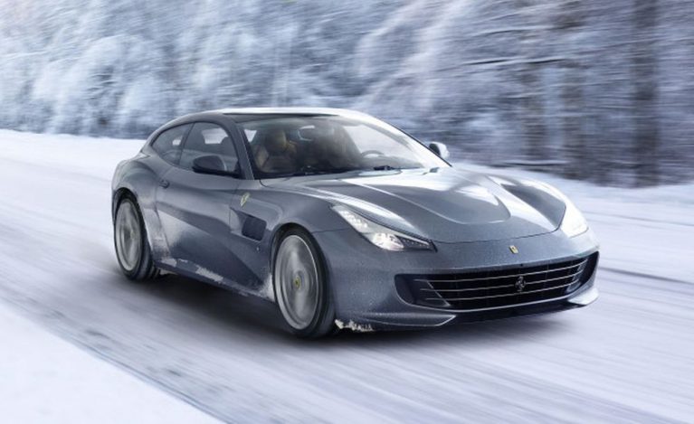 فراری GTC4Lusso