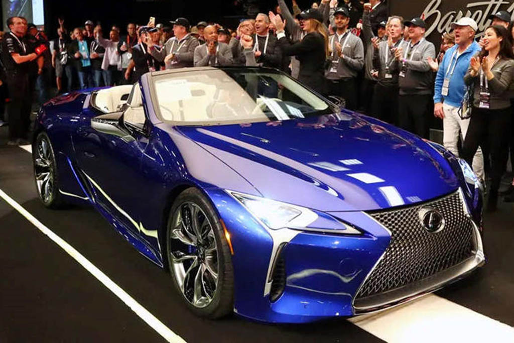 митсуока орочи. Lexus lfa toyota. дорогие машины японии. выставка машин. дорогие машины японии.