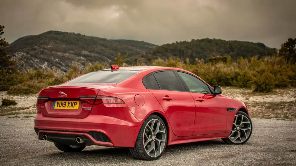 Jaguar xe 2021