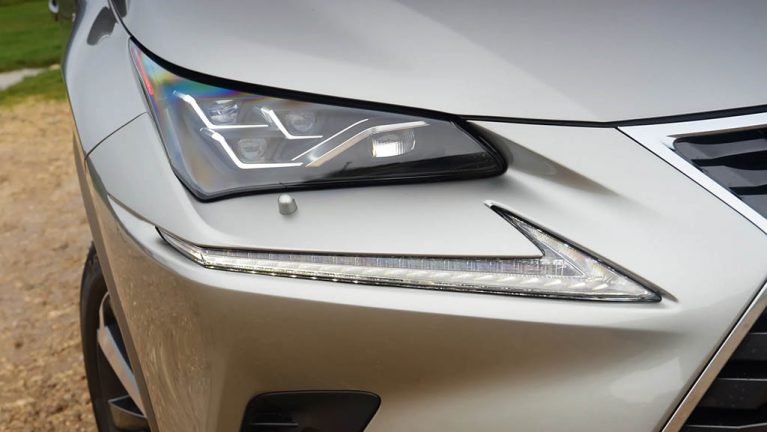 Lexus NX 11 767x432 - مقایسه کامل دو کراس اوور محبوب: هیوندای توسان در برابر لکسس NX