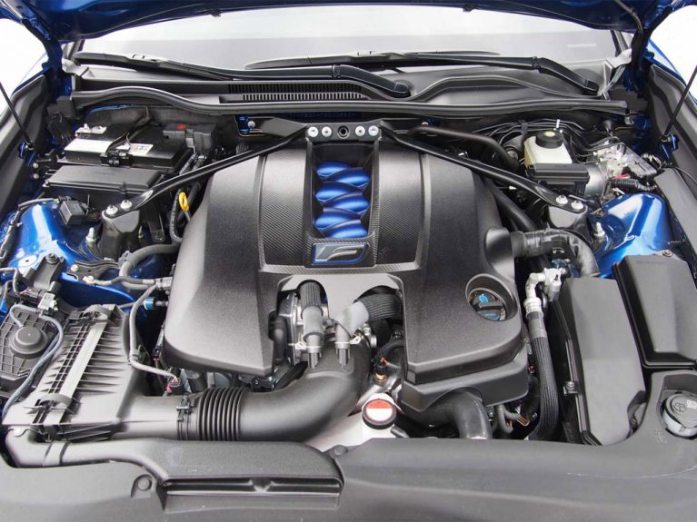 10.Lexus  767x575 - مروری بر قوی‌ترین پیشرانه‌های V8 تنفس طبیعی دنیا