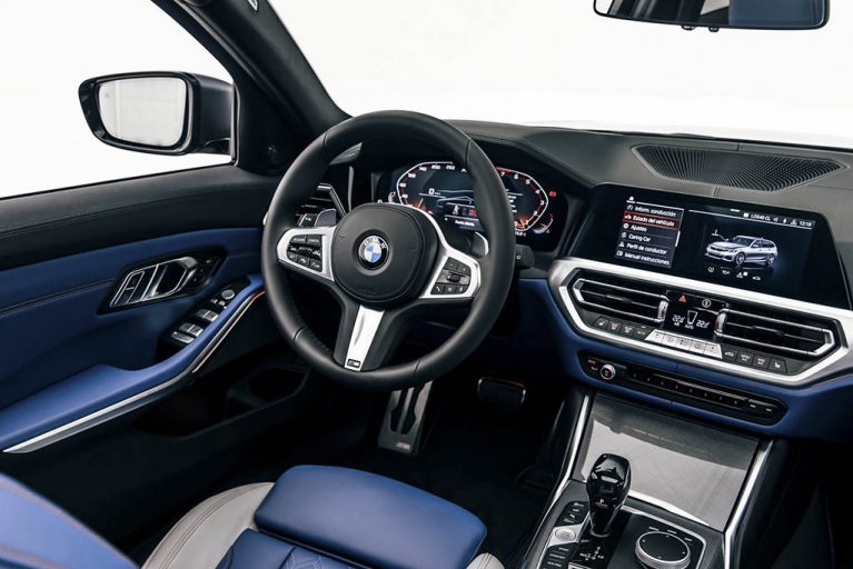 2020 BMW M340i xDrive Touring First Edition 40 767x512 - مقایسه ب‌ام‌و سری 3 تورینگ و جنسیس G70 شوتینگ‌بریک
