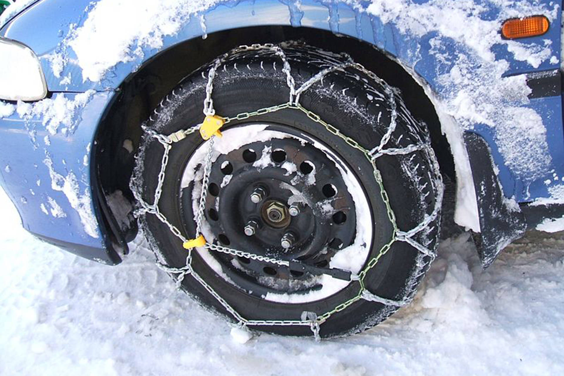 زنجیر چرخ / snow chain خودرو هوندا در برف