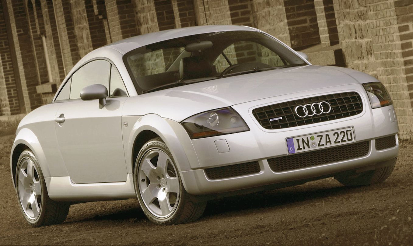 Audi TT Coupe 1999 1600 01 - آئودی TT هریتیج ادیشن رونمایی شد؛ آغاز خداحافظی با یک اسطوره