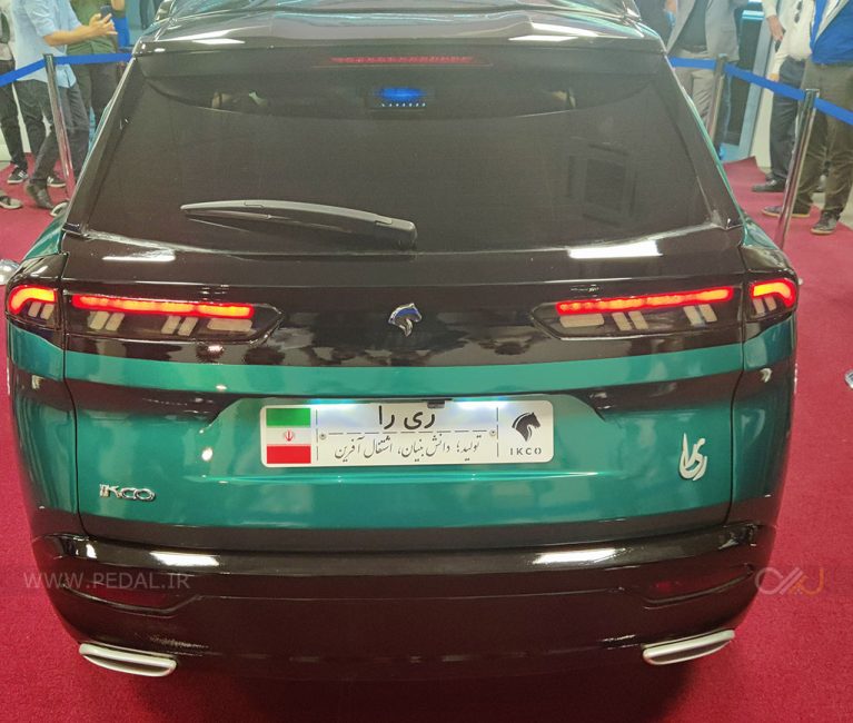 نمای عقب ایران خودرو ری را