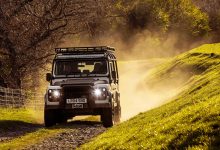 لندرور دیفندر / Land Rover Defender در جاده