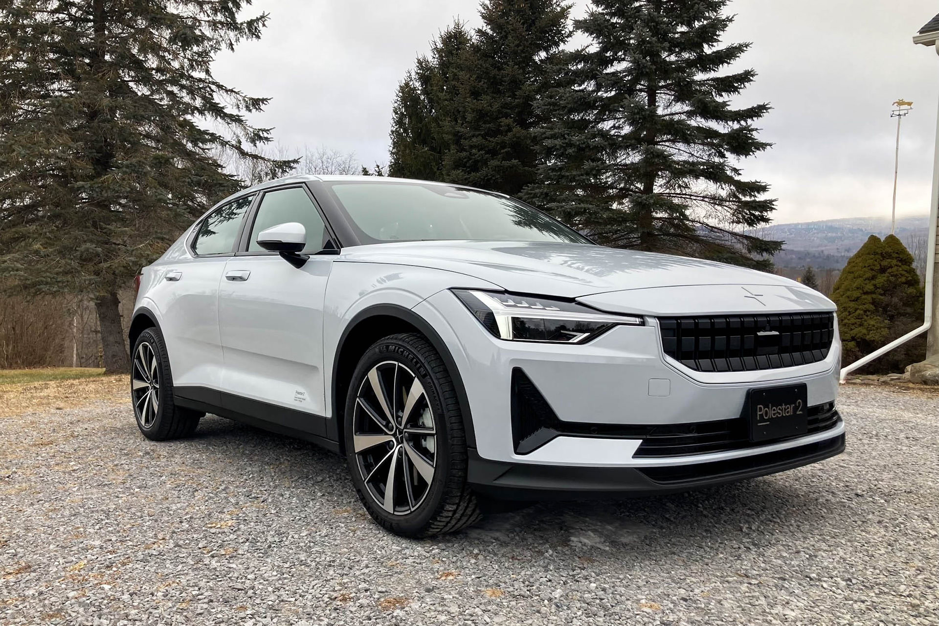 خودروی الکتریکی / electric car پل استار 2 سفید