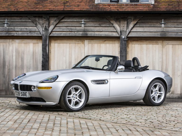 https://www.pedal.ir/wp-content/uploads/2022/10/bmw_z8_4-767x575.jpg