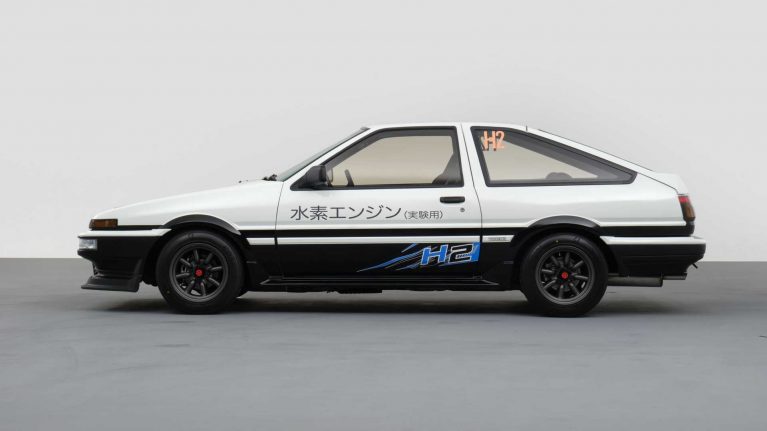 نمای جانبی کانسپت تویوتا AE86