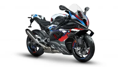 بی ام و M1000RR مدل 2023