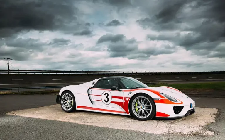پورشه 918