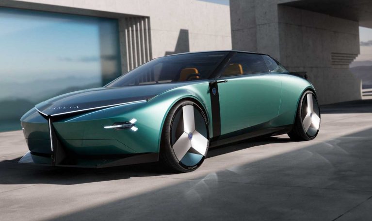 لانچیا Pu+Ra HPE کانسپت؛ کوپه تمام برقی با شعاع حرکتی 700 کیلومتر